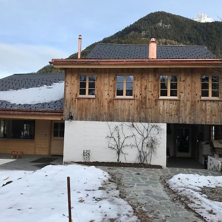 Au Pre Des Chevaux Bed and Breakfast Chateau-d'Oex Buitenkant foto